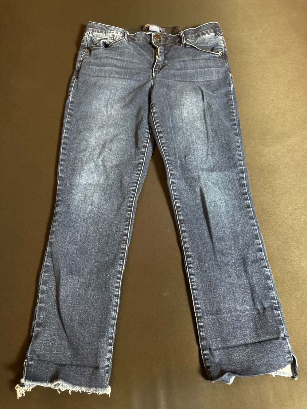 Democracy "Ab"solution Cropped Frayed Hem Jeans Size 6